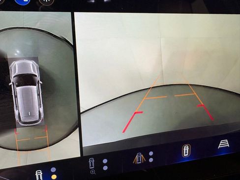 Used 2026 Chevrolet Equinox ACTIV w/ Convenience Package III image 34