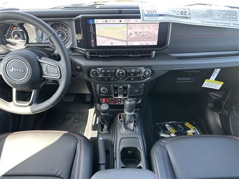 New 2025 Jeep Wrangler Unlimited Rubicon w/ Technology Group image 13