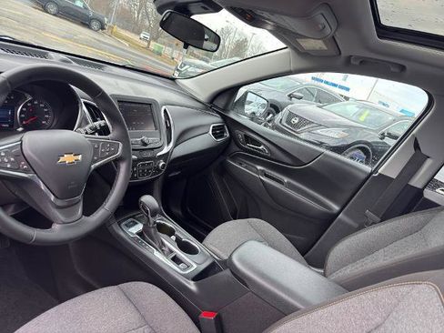 Used 2024 Chevrolet Equinox LT AWD/4WD image 25