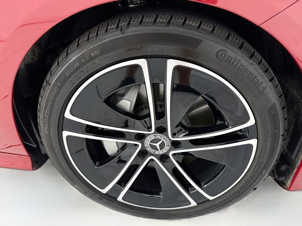 Used 2026 Mercedes-Benz CLE 300 4MATIC Coupe image 29