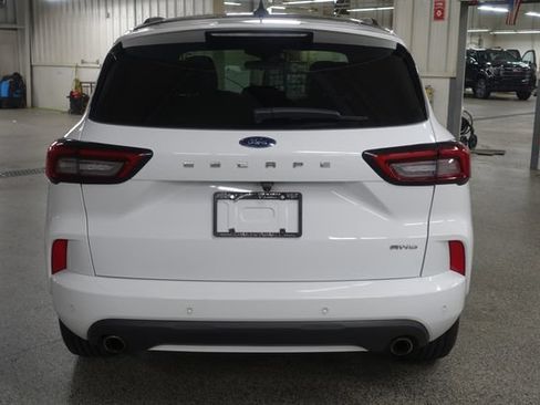 Used 2023 Ford Escape ST-Line w/ Tech Pack #1 AWD/4WD image 6