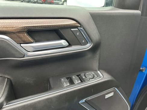 Used 2024 Chevrolet Silverado 1500 RST w/ Convenience Package II image 21