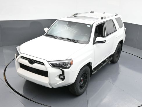 Used 2023 Toyota 4Runner SR5 Premium image 30