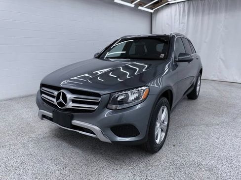 Used 2017 Mercedes-Benz GLC 300 4MATIC image 5