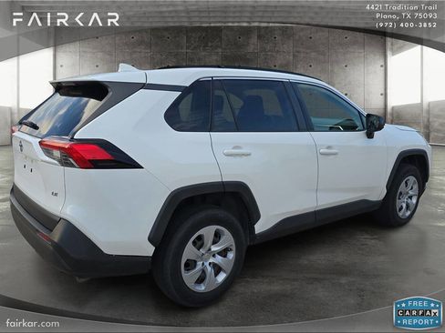 Used 2019 Toyota RAV4 LE image 5