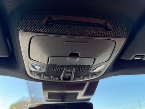 Used 2019 Lincoln Navigator Reserve image 50