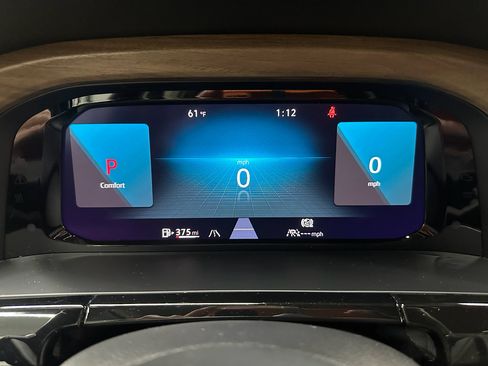 Used 2025 Volkswagen Atlas SE image 30