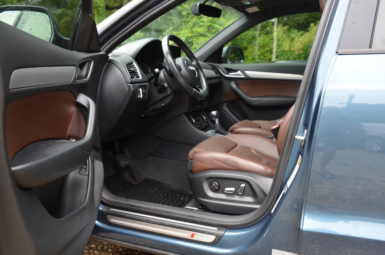 Used 2018 Audi Q3 2.0T Premium w/ Convenience Package FWD image 8