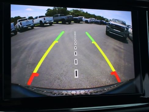 Used 2021 Dodge Durango R/T w/ Tow 'N Go Package AWD/4WD image 16