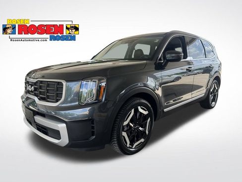 Used 2024 Kia Telluride S AWD/4WD image 1