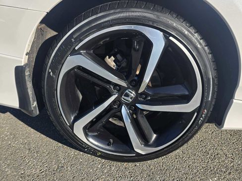 Used 2022 Honda Accord Sport image 9