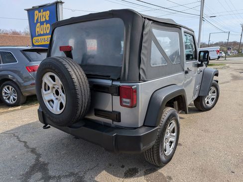 Used 2016 Jeep Wrangler Sport w/ Connectivity Group image 6