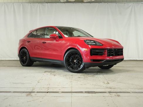 New 2026 Porsche Cayenne Coupe AWD/4WD image 9