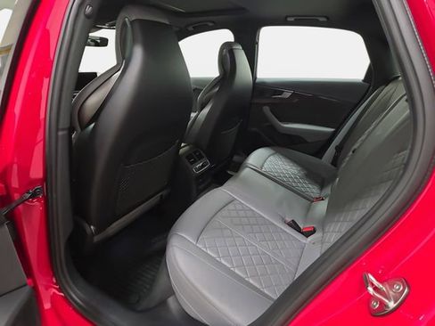 Used 2019 Audi S4 Premium Plus w/ Premium Plus Package image 12