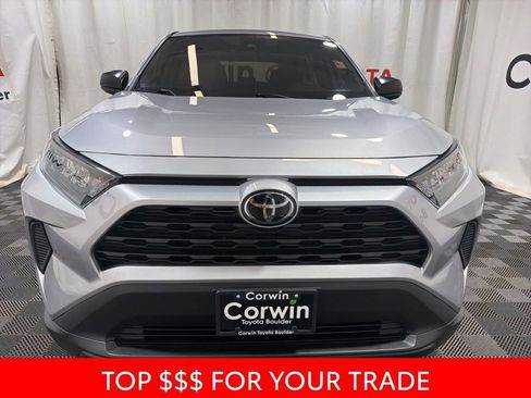 Used 2022 Toyota RAV4 LE image 2