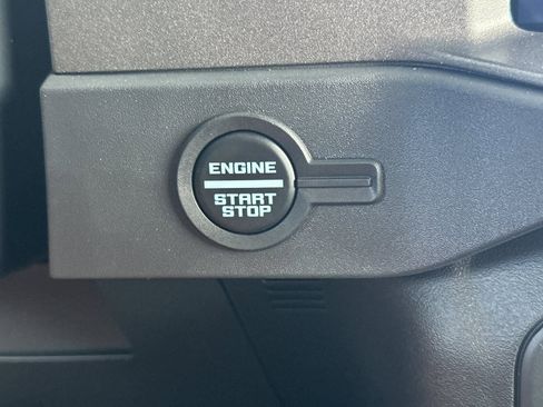 New 2025 Ford Bronco Badlands w/ Sasquatch Package image 25