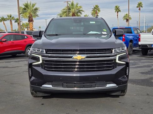 Used 2024 Chevrolet Suburban LT image 8