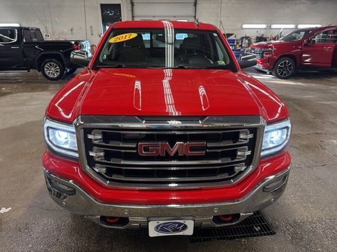 Used 2017 GMC Sierra 1500 SLT w/ SLT Premium Package image 2