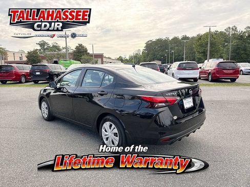 Used 2025 Nissan Versa S w/ Trunk Package FWD image 7