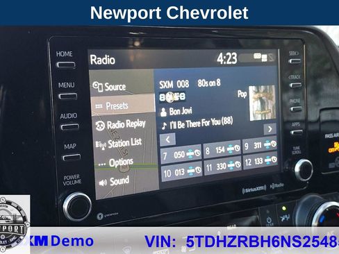 Used 2022 Toyota Highlander XLE image 31