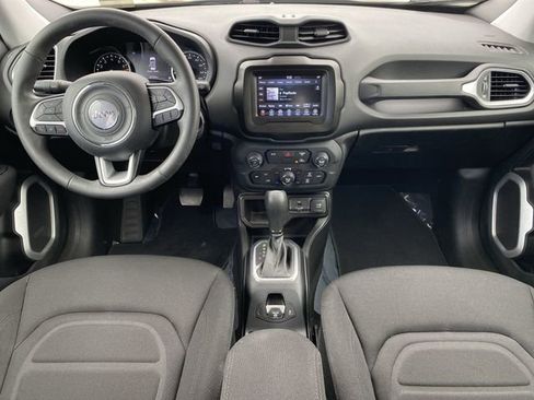 Used 2021 Jeep Renegade Latitude image 14