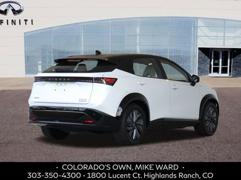Used 2023 Nissan Ariya AWD image 6