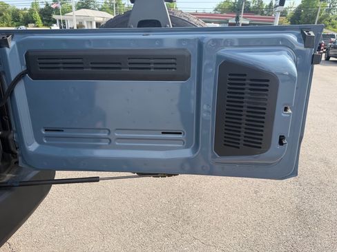 Used 2023 Ford Bronco Outer Banks AWD/4WD image 15