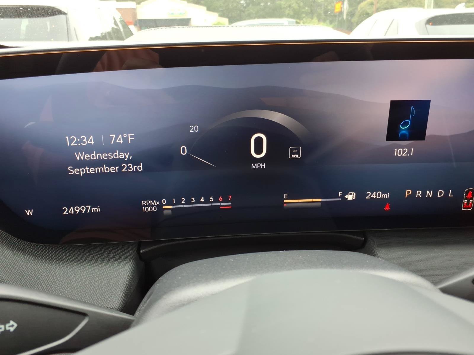 Used 2025 Buick Enclave Sport Touring FWD image 16