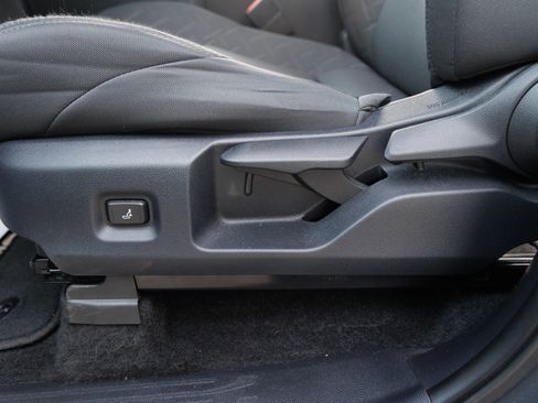 Used 2024 Toyota Tacoma SR image 28