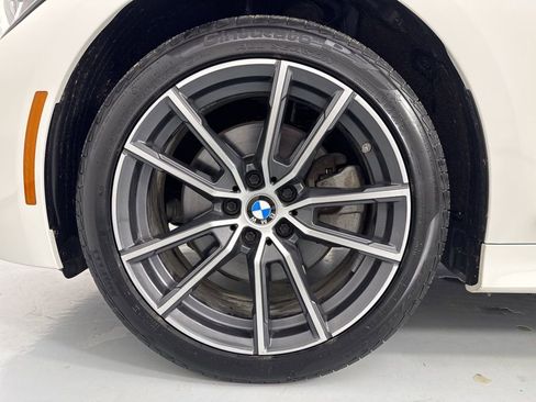 Used 2019 BMW 330i xDrive Sedan w/ Premium Package image 22