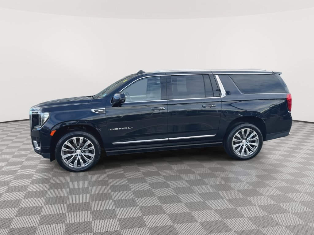 Used 2021 GMC Yukon XL Denali w/ Denali Premium Package AWD/4WD image 6