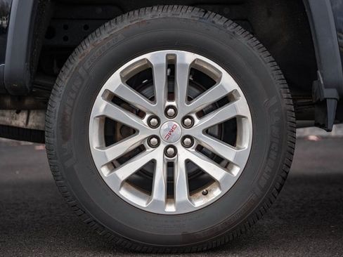 Used 2019 GMC Canyon SLT w/ Driver Alert Package image 25