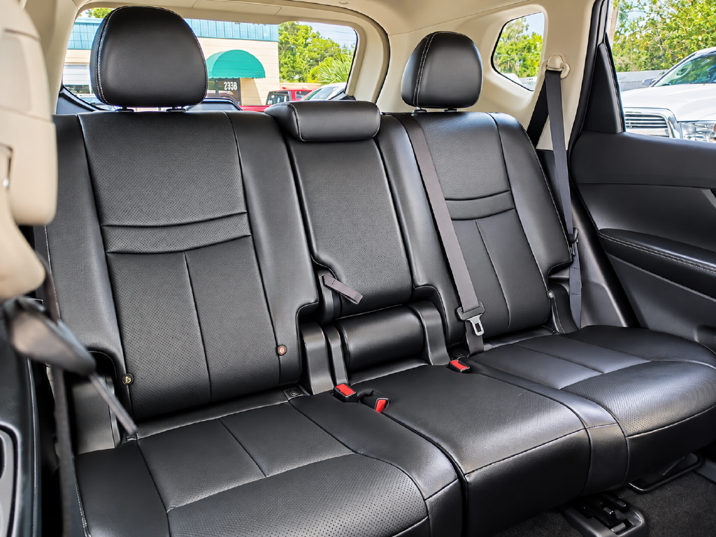 Used 2017 Nissan Rogue SL w/ SL Premium Package AWD/4WD image 11