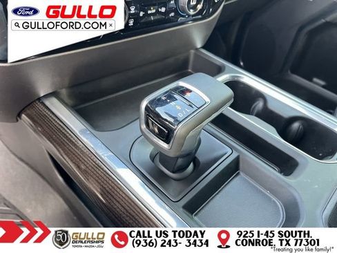 Used 2024 Chevrolet Silverado 1500 LT Trail Boss w/ Convenience Package II AWD/4WD image 29