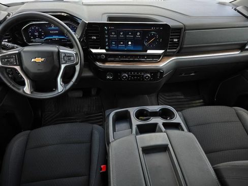 Used 2024 Chevrolet Silverado 1500 LT AWD/4WD image 15