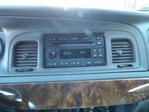 Used 2006 Mercury Grand Marquis GS image 18