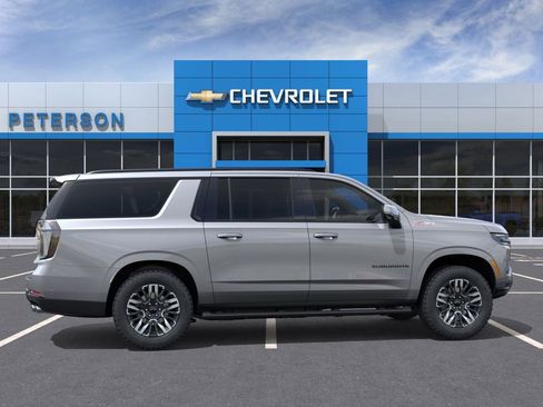 New 2026 Chevrolet Suburban Z71 w/ Z71 Off-Road Package image 4