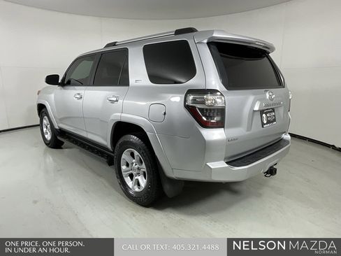Used 2021 Toyota 4Runner SR5 image 6