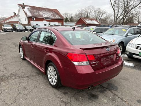 Used 2011 Subaru Legacy 2.5i Limited image 3