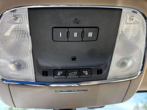 Used 2022 Jeep Grand Cherokee Laredo E w/ Security & Convenience Group image 23