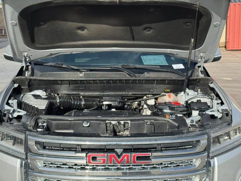 Used 2020 GMC Acadia SLE FWD image 20