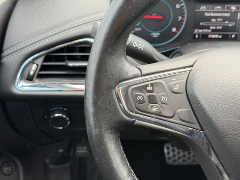 Used 2017 Chevrolet Cruze Premier w/ Enhanced Convenience Package FWD image 15
