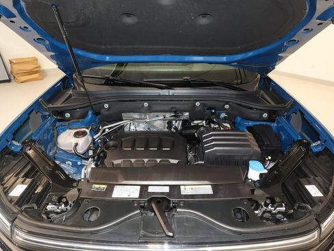 Used 2026 Volkswagen Atlas Cross Sport SE FWD image 30