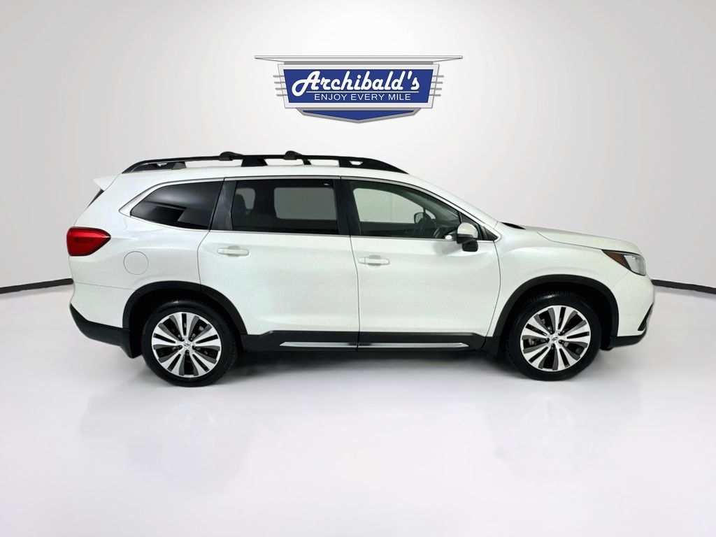 Used 2022 Subaru Ascent Limited w/ Technology Package AWD/4WD image 9