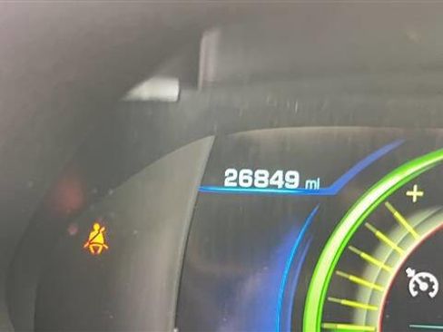 Used 2018 Chevrolet Volt LT image 7