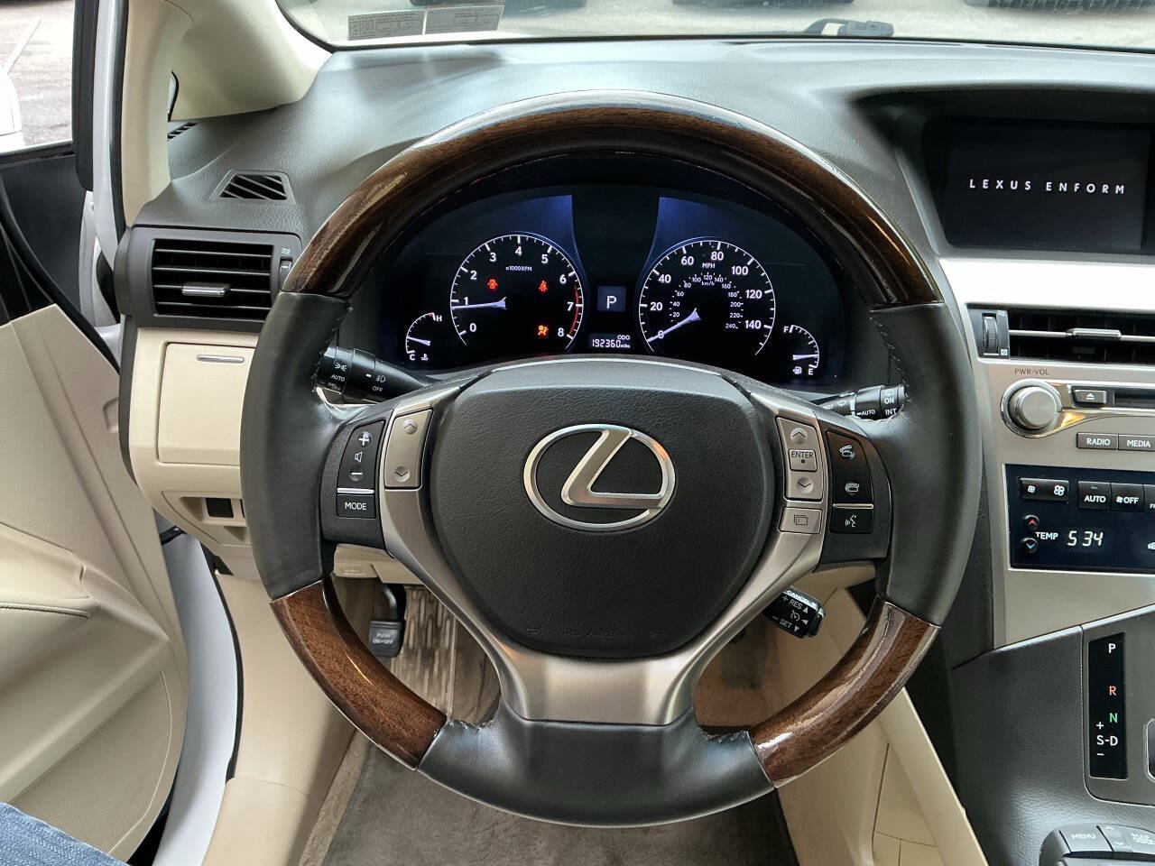 Used 2017 Toyota Sienna LE FWD image 36
