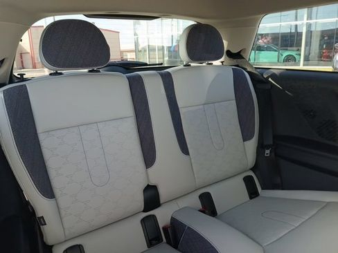 Used 2025 MINI Cooper S FWD image 13