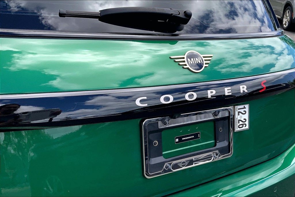 Used 2025 MINI Cooper S FWD image 8