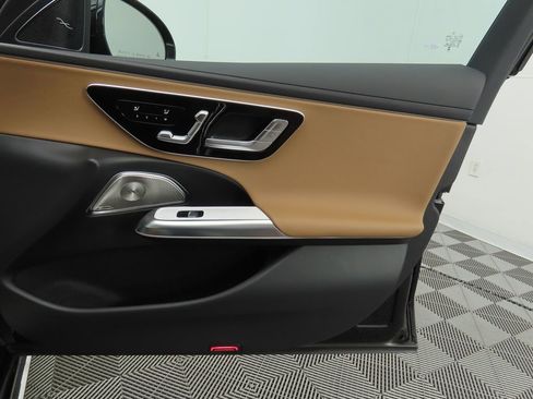 Certified 2025 Mercedes-Benz E 450 4MATIC Sedan image 25