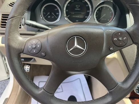 Used 2010 Mercedes-Benz C 300 4MATIC Sedan image 13